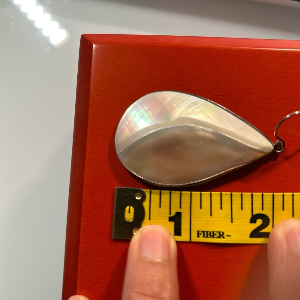 Mother of Pearl drops earrings. - Picture 4 of 5